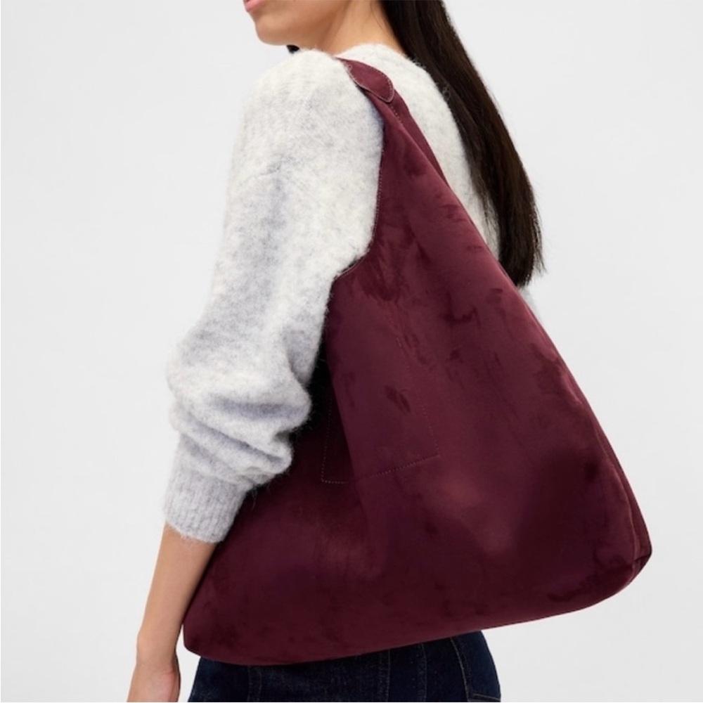 NEW - GAP- Vegan Suede Large Slouched Tote. Burgundy. NWT